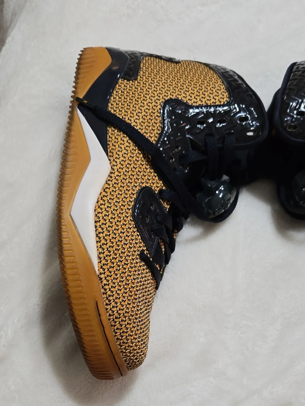 Jordan Mens' Black & Gold Knit High-Top Sneakers